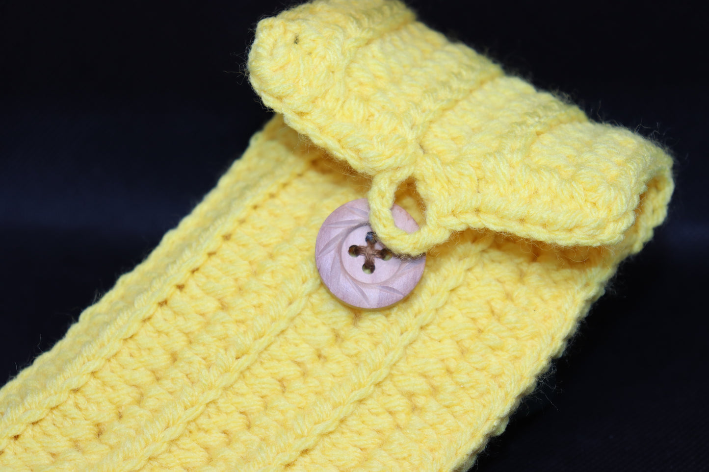 Crochet Sunglass Case - YELLOW with Button